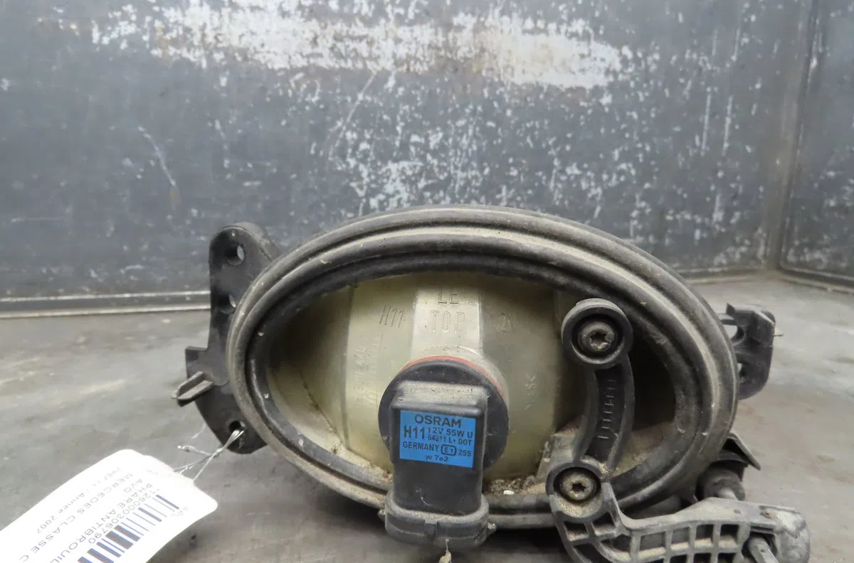 Phare antibrouillard avant gauche Mercedes-benz CLASSE C (W204) C 350 cdi (204.022) (2009-2014) occasion