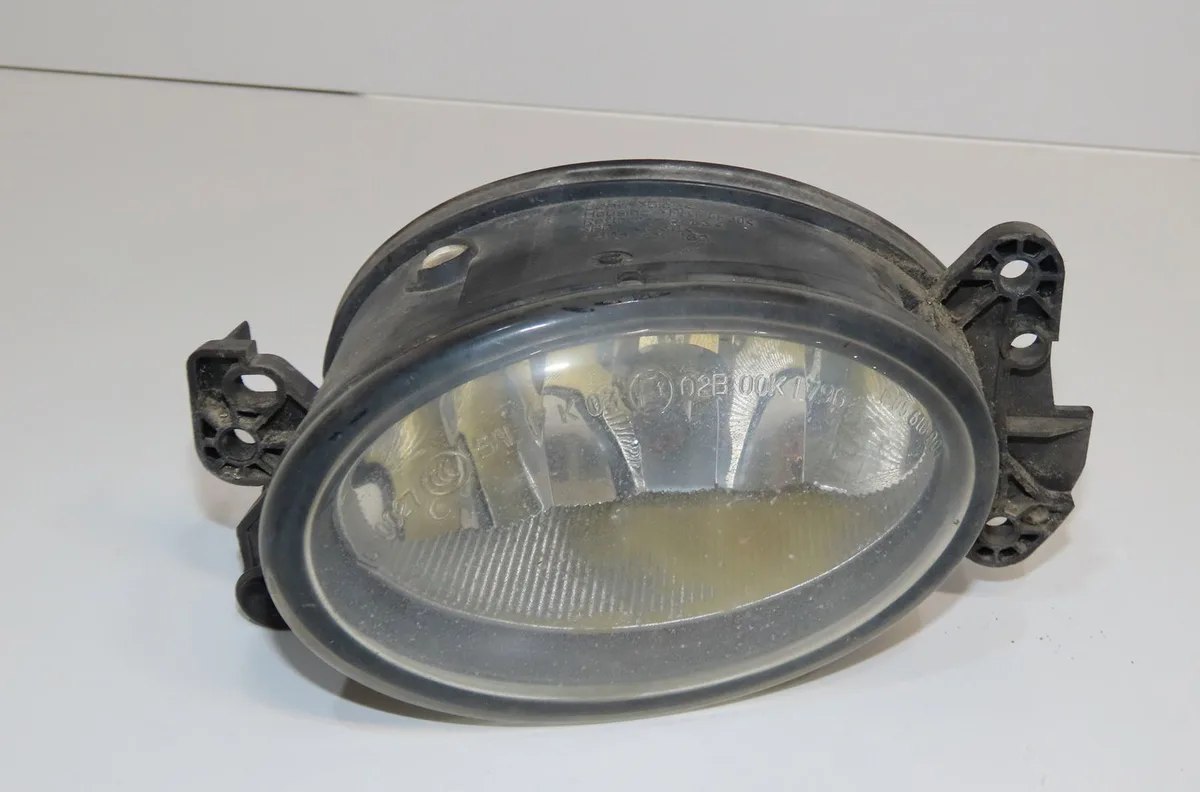 Phare antibrouillard avant gauche Mercedes-benz CLASSE E (W211) E 200 cdi (211.007) (2006-2008) occasion