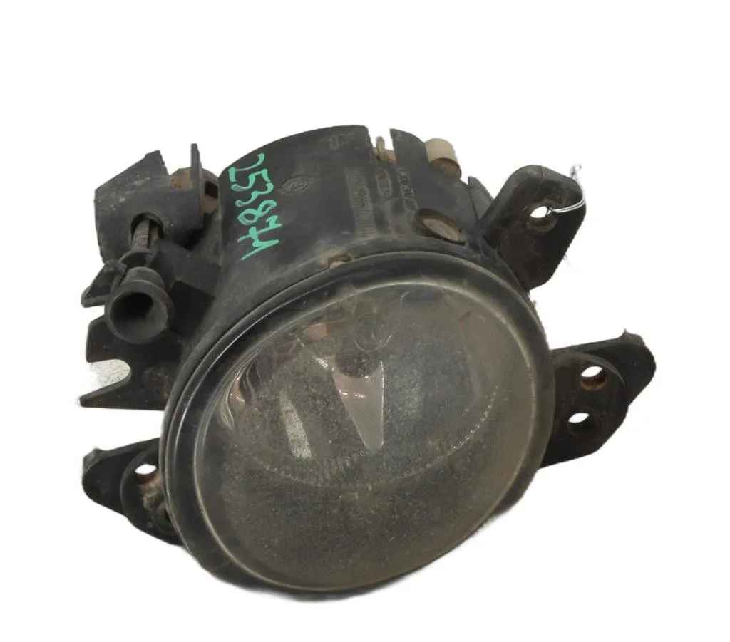 Phare antibrouillard avant gauche Mercedes-benz CLS (C219) Cls 320 cdi (219.322) (2005-2010) occasion