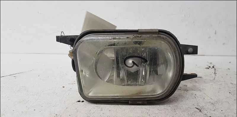 Phare antibrouillard avant gauche MERCEDES CLASSE C II occasion