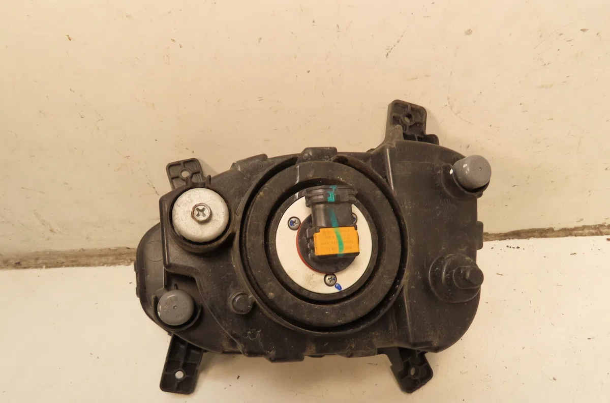 Phare antibrouillard avant gauche Mg MG HS 1.5 ehs hybrid (csa6463) (2020) 5 portes occasion
