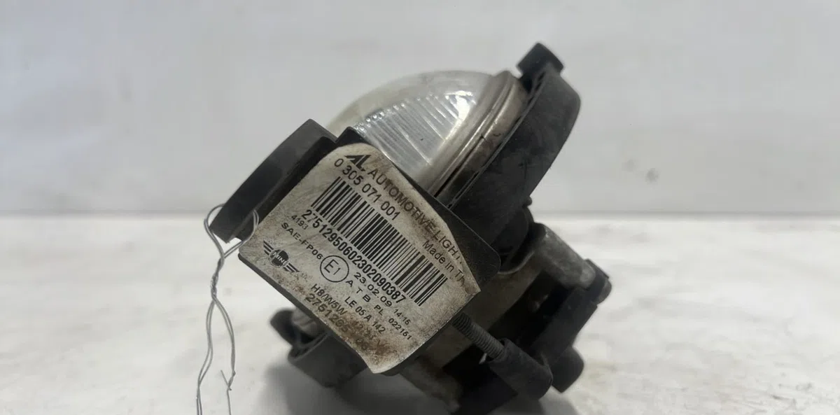 Phare antibrouillard avant gauche MINI MINI 2 R55 CLUBMAN PHASE 1 BREAK occasion