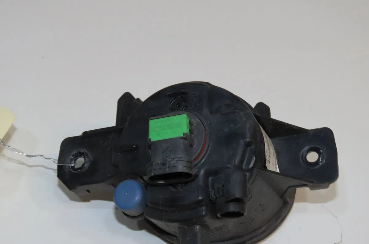 Phare antibrouillard avant gauche Nissan MICRA III (K12) 1.5 dci (2003-2010) occasion
