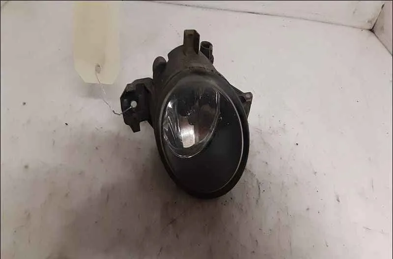 Phare antibrouillard avant gauche NISSAN MICRA III occasion