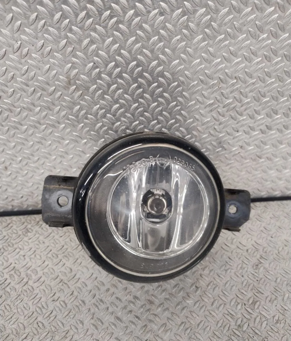 Phare antibrouillard avant gauche Nissan X-TRAIL I (T30) 2.2 dci (2003-2013) occasion