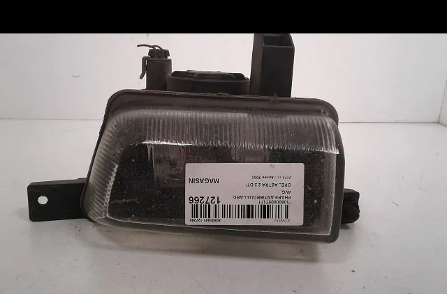 Phare antibrouillard avant gauche Opel ASTRA G 3-5 portes (T98) 2.2 dti (f08, f48) (2002-2005) occasion