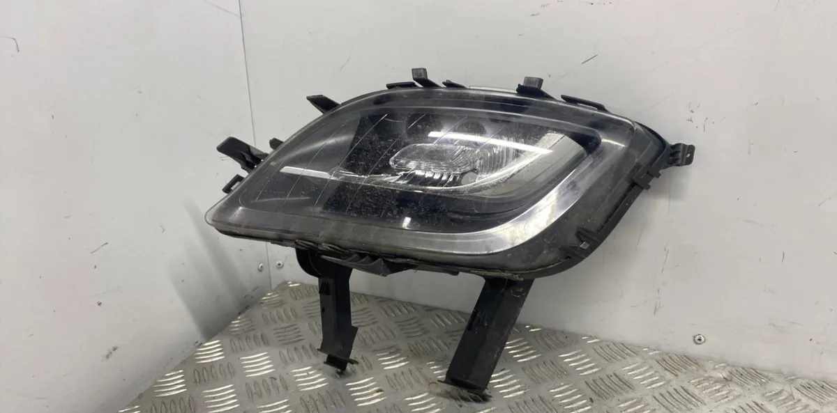 Phare antibrouillard avant gauche OPEL ASTRA J PHASE 1 occasion