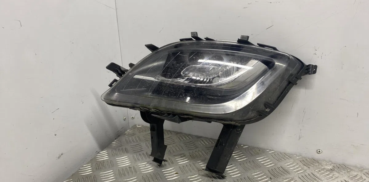 Phare antibrouillard avant gauche OPEL ASTRA J PHASE 1 occasion