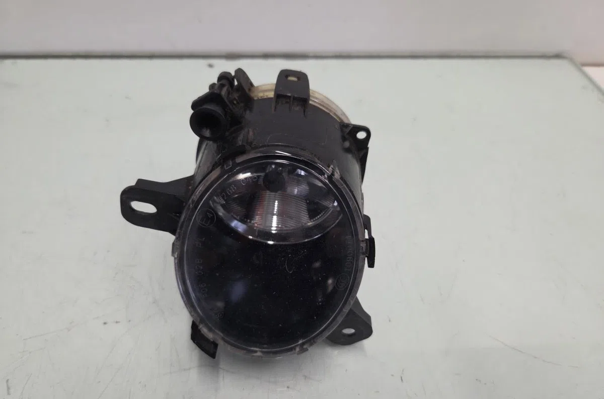 Phare antibrouillard avant gauche OPEL CORSA E occasion