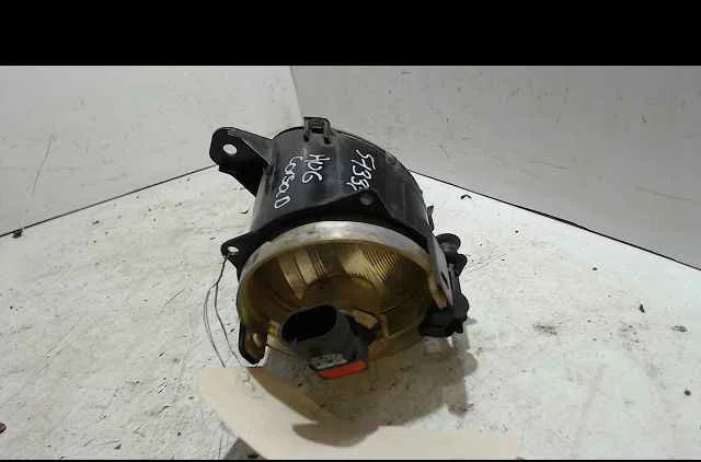 Phare antibrouillard avant gauche OPEL CORSA IV occasion
