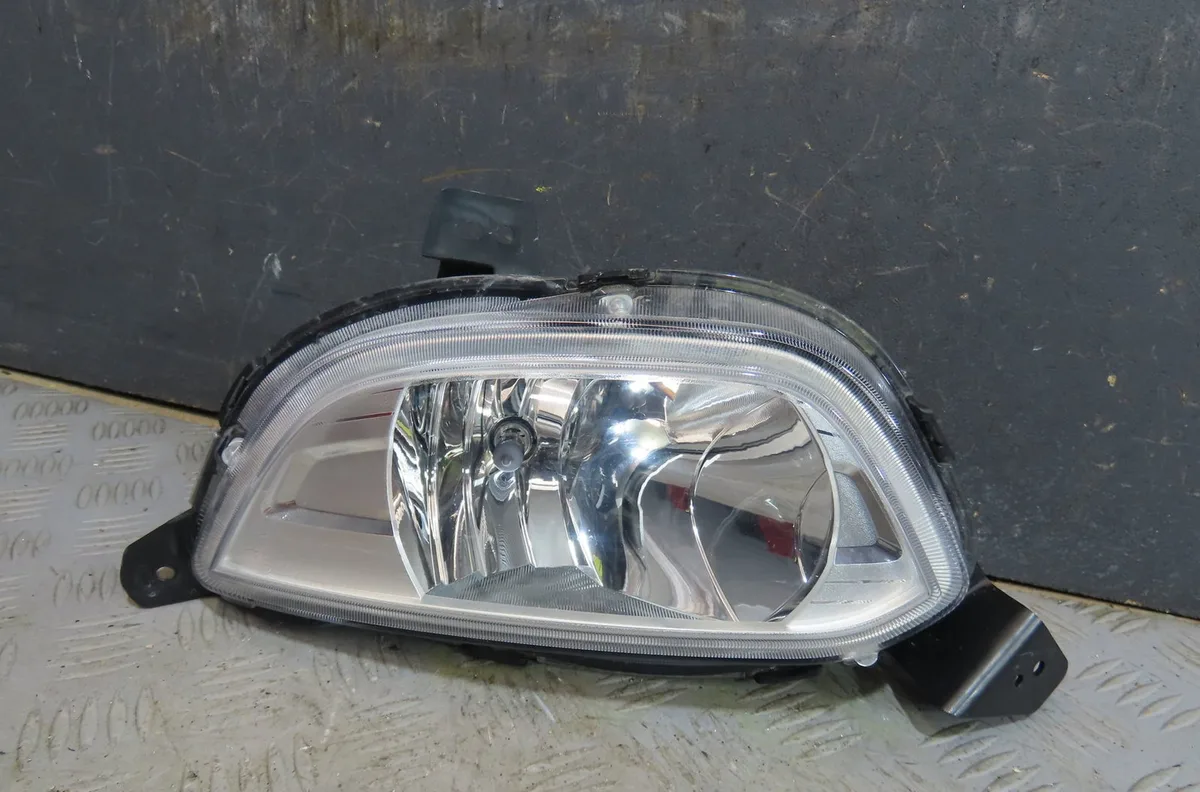 Phare antibrouillard avant gauche Opel KARL (C16) 1.0 (2015-2018) occasion