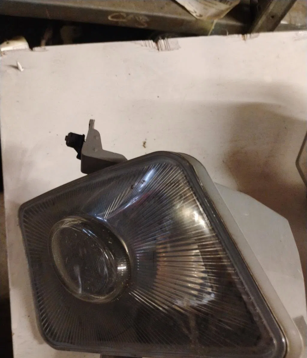 Phare antibrouillard avant gauche Opel VECTRA B (J96) 1.6 i 16v (f19) (1995-2002) occasion