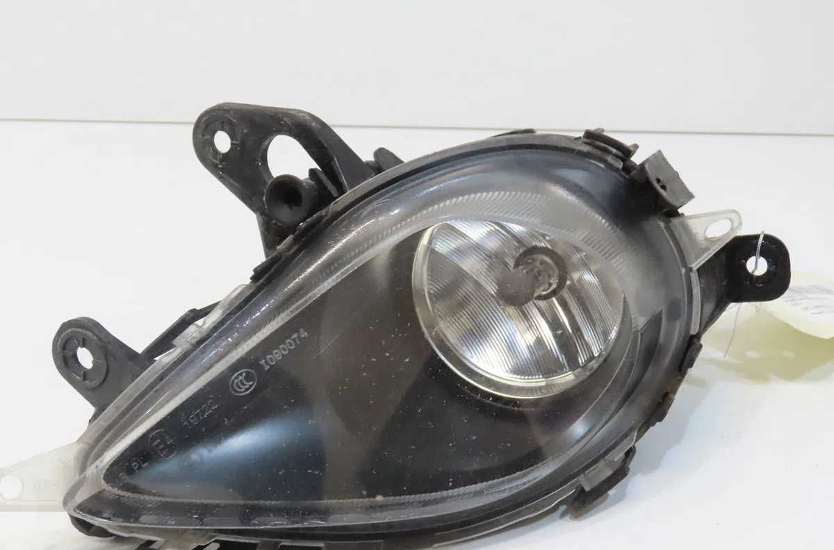 Phare antibrouillard avant gauche Opel ZAFIRA TOURER C (P12) 2.0 cdti (75) (2011) occasion