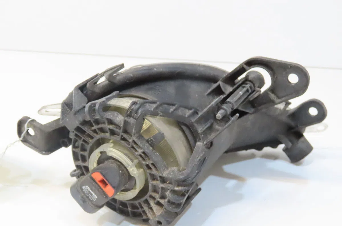 Phare antibrouillard avant gauche Opel ZAFIRA TOURER C (P12) 2.0 cdti (75) (2011) occasion