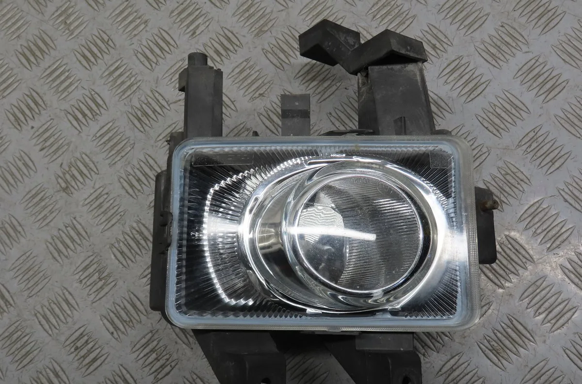 Phare antibrouillard avant gauche Opel ZAFIRA - ZAFIRA FAMILY B (A05) 1.9 cdti (m75) (2005-2015) occasion