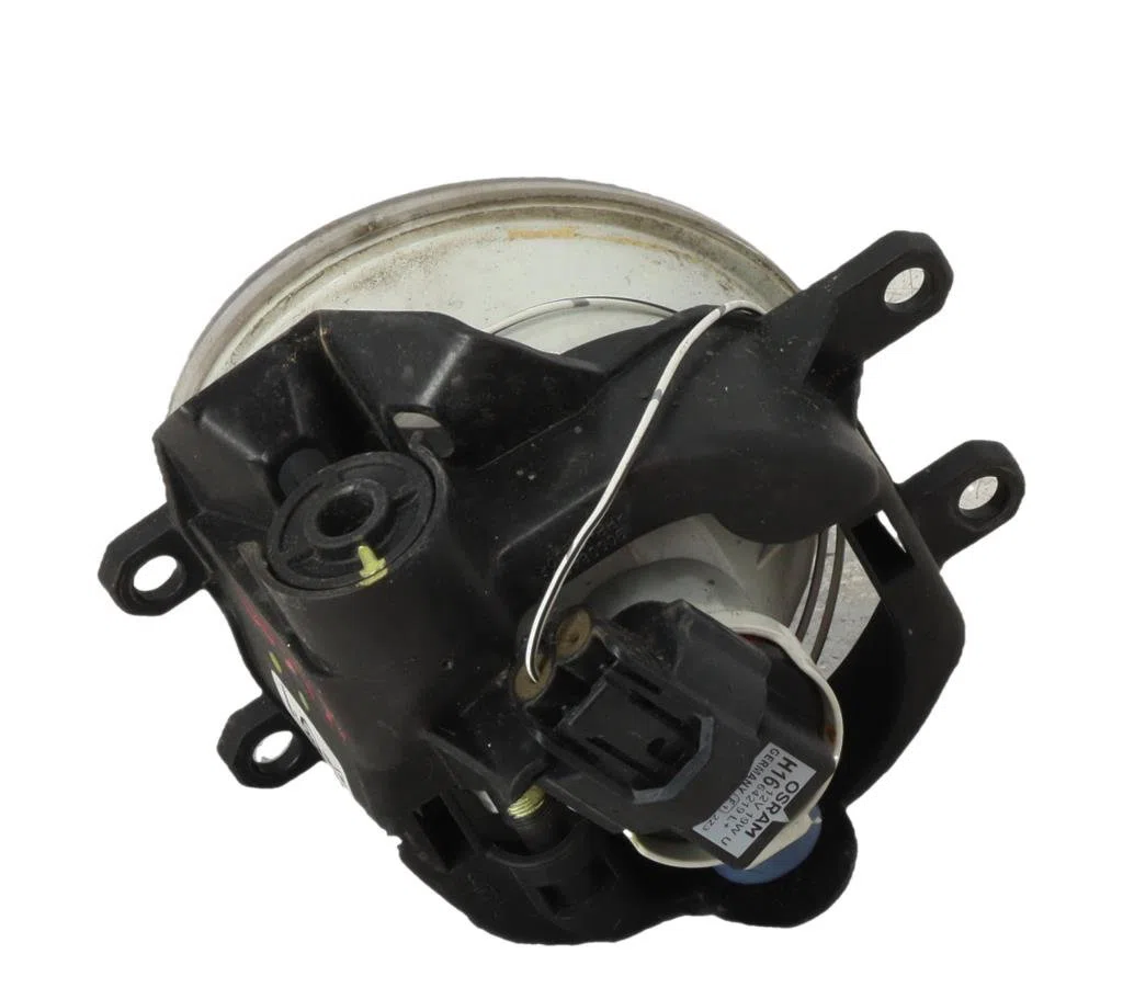 Phare antibrouillard avant gauche PEUGEOT 108 occasion