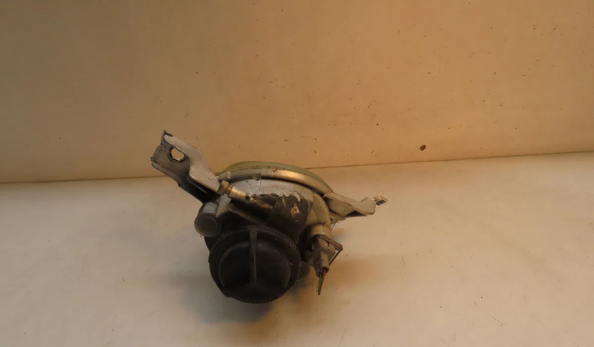 Phare antibrouillard avant gauche PEUGEOT 206 2003 occasion