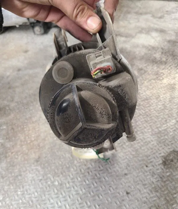 Phare antibrouillard avant gauche PEUGEOT 206  206 PHASE 1 occasion