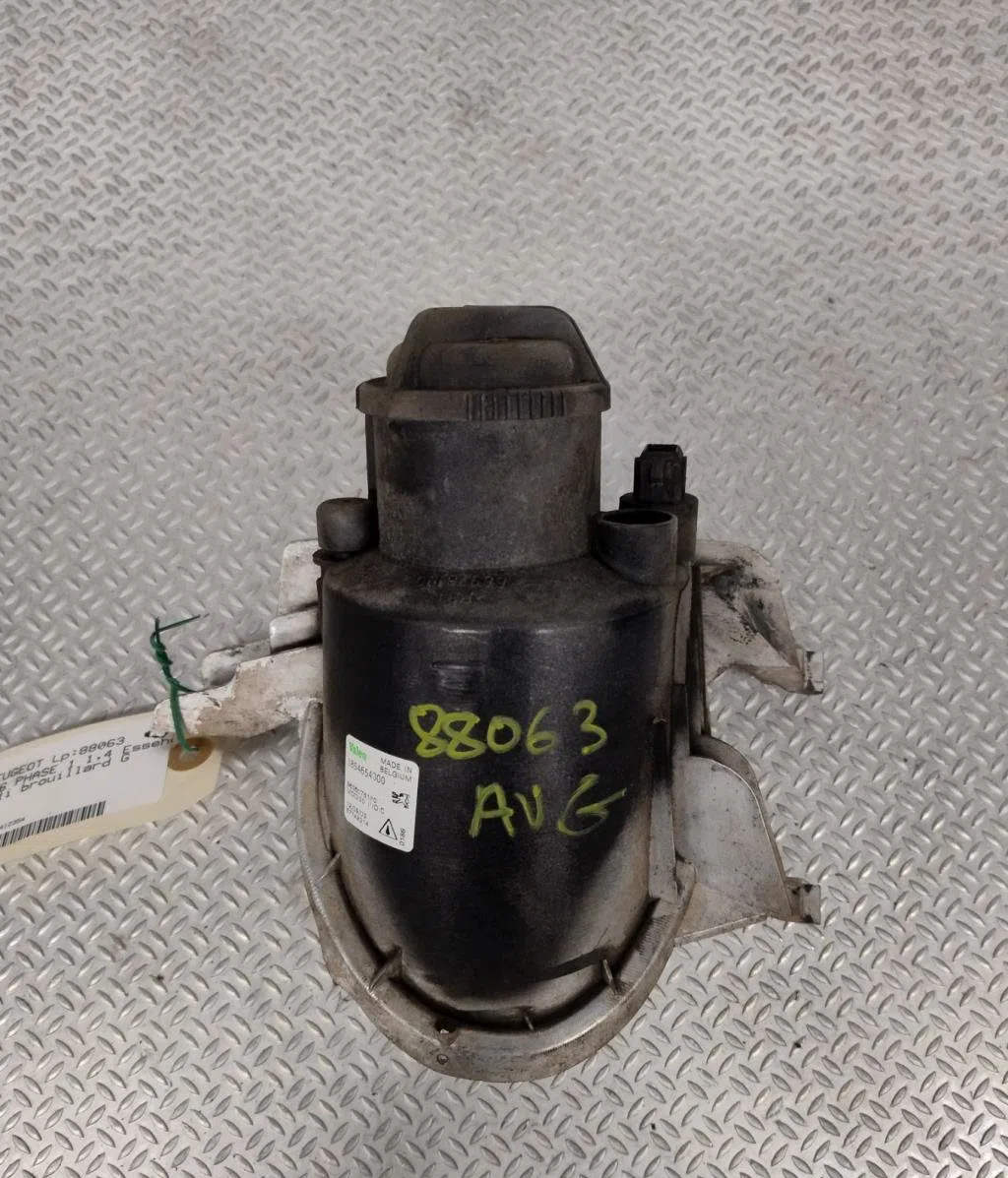Phare antibrouillard avant gauche Peugeot 206 3-5 portes (2A-C) 1.4 i (1998-2012) 3 portes occasion