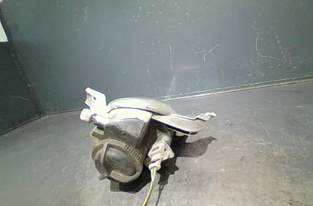 Phare antibrouillard avant gauche Peugeot 206 3-5 portes (2A-C) 2.0 hdi 90 (1999-2009) 5 portes occasion