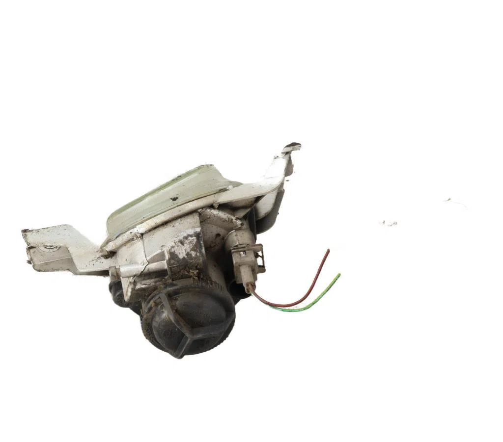 Phare antibrouillard avant gauche Peugeot 206 3-5 portes (2A-C) 2.0 hdi 90 (1999-2009) 5 portes occasion