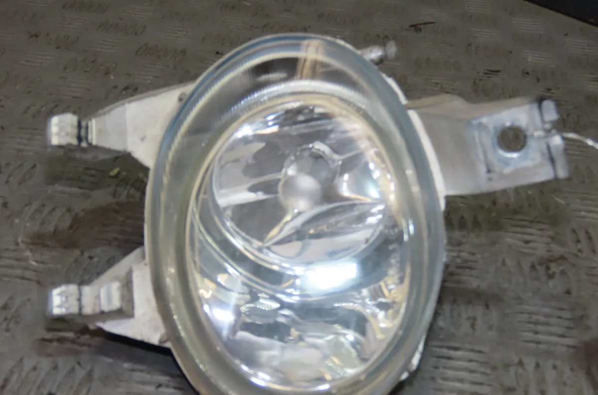 Phare antibrouillard avant gauche Peugeot 206 CC (2D) 1.6 16v (2dnfuf, 2dnfur) (2000-2007) 2 portes occasion