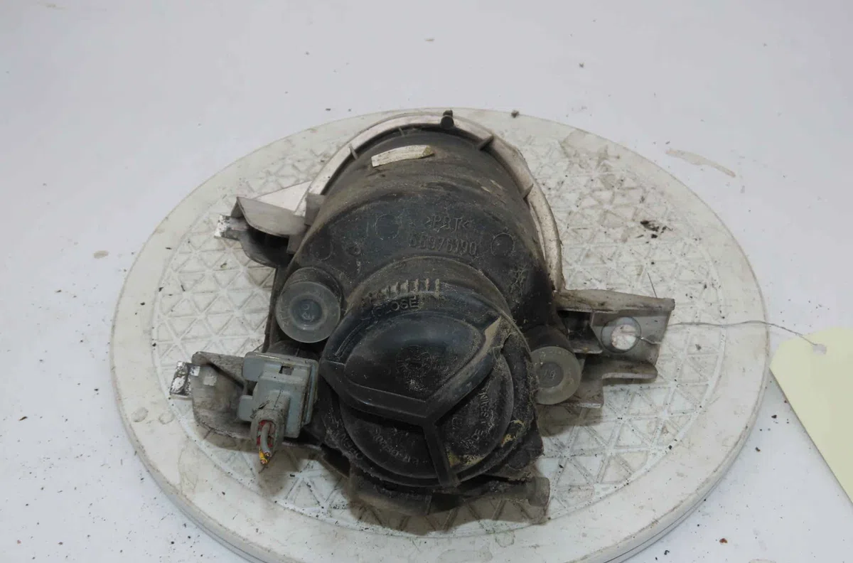 Phare antibrouillard avant gauche PEUGEOT 206 occasion