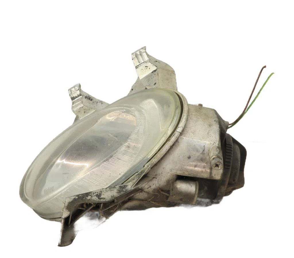 Phare antibrouillard avant gauche PEUGEOT 206 PHASE 1 BREAK occasion