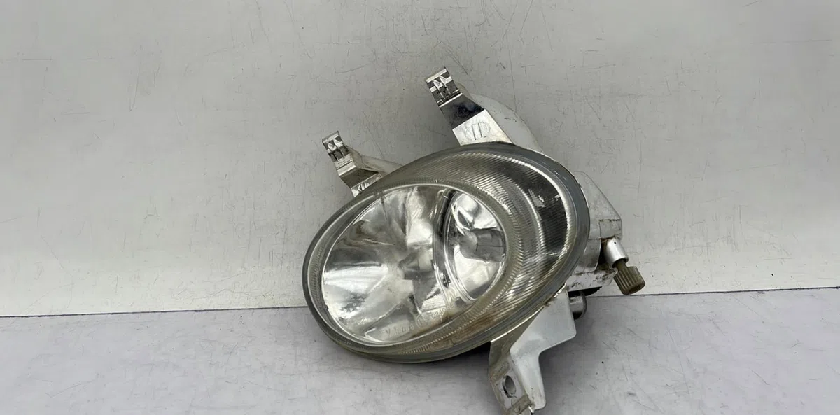 Phare antibrouillard avant gauche PEUGEOT 206 PHASE 1 occasion