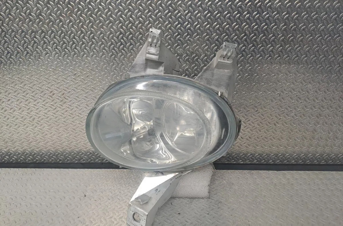 Phare antibrouillard avant gauche Peugeot 206 SW (2E-K) 2.0 hdi (2002-2007) occasion
