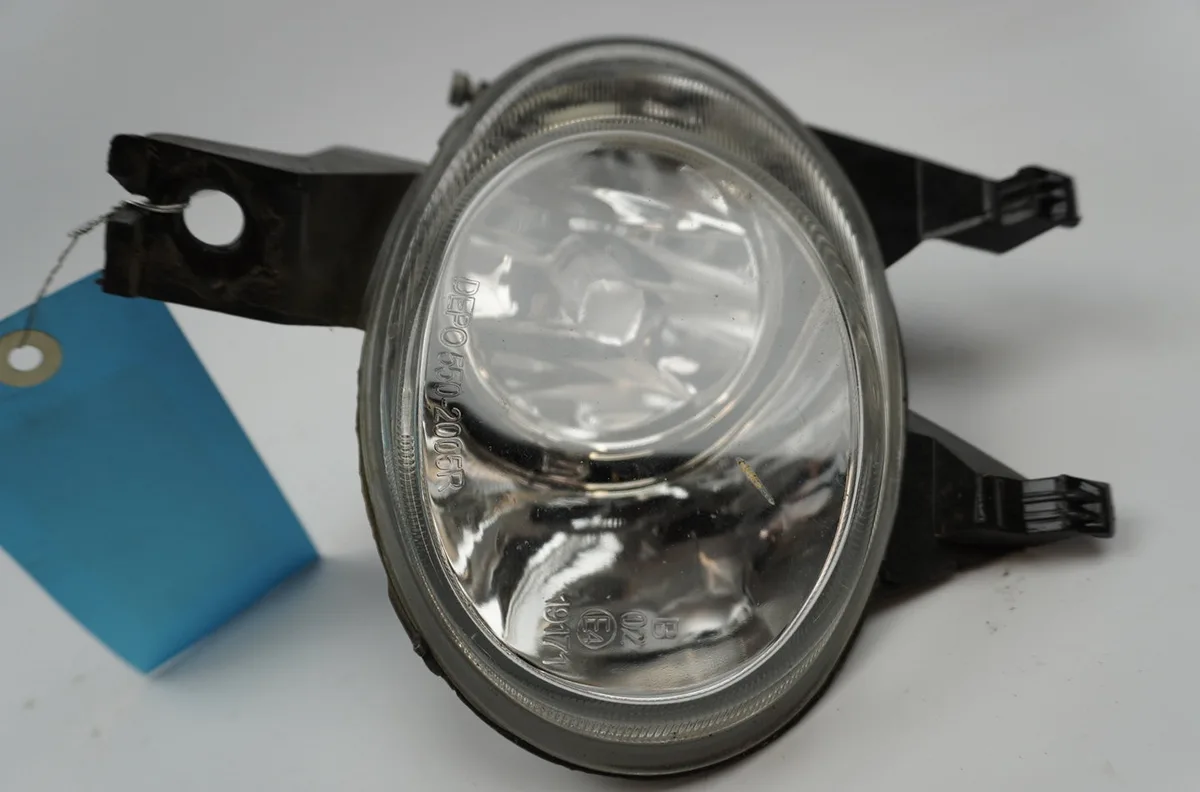 Phare antibrouillard avant gauche Peugeot 206 Van 1.4 hdi (2001-2009) occasion