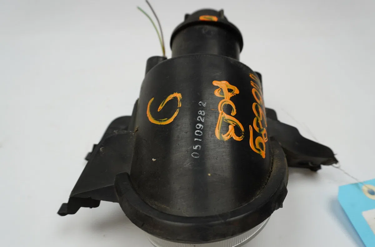 Phare antibrouillard avant gauche Peugeot 206 Van 1.4 hdi (2001-2009) occasion