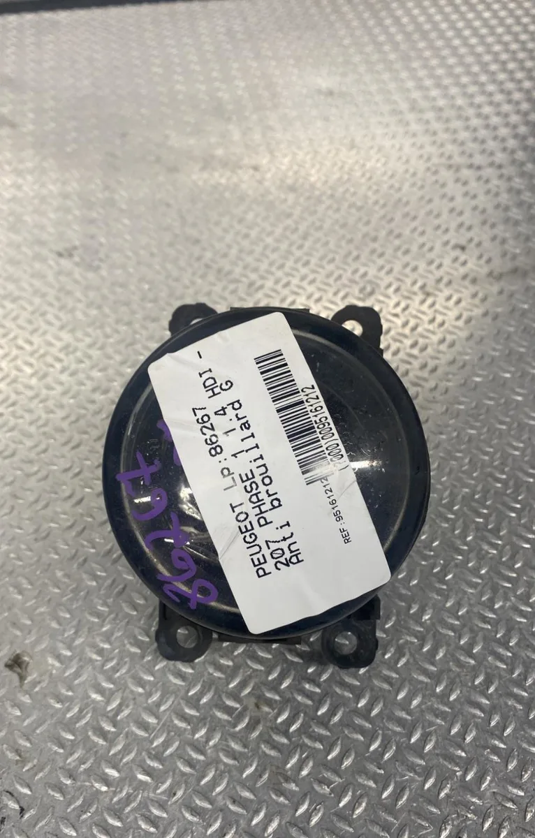 Phare antibrouillard avant gauche Peugeot 207-207 (WA_, WC_) 1.4 hdi (2006-2015) 5 portes occasion
