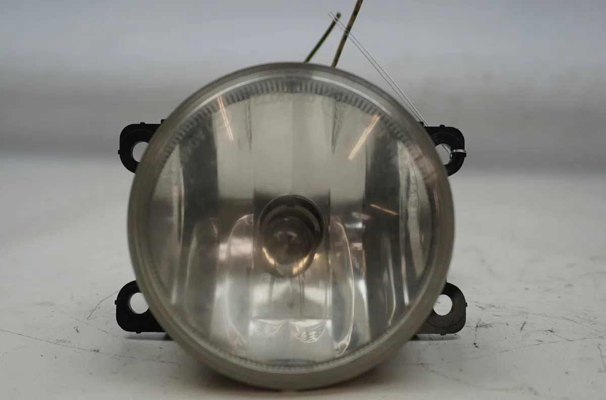 Phare antibrouillard avant gauche Peugeot 207 SW (WK_) 1.6 hdi (2007-2012) 5 portes occasion