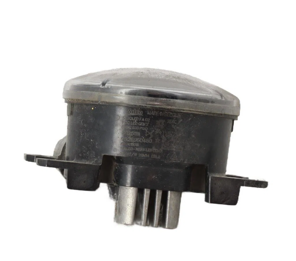 Phare antibrouillard avant gauche Peugeot 3008 SUV (MC_, MR_, MJ_, M4_) 1.6 puretech 180 (m45gfr, m45gfu) (2018) occasio