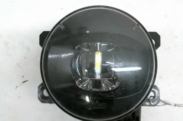 Phare antibrouillard avant gauche Peugeot 308 II (LB_, LP_, LW_, LH_, L3_) 1.2 thp 130 (2013-2021) occasion
