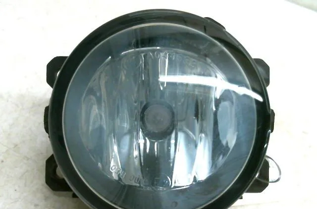 Phare antibrouillard avant gauche Peugeot 308 SW II (LC_, LJ_, LR_, LX_, L4_) 1.6 bluehdi 100 (2014-2021) occasion