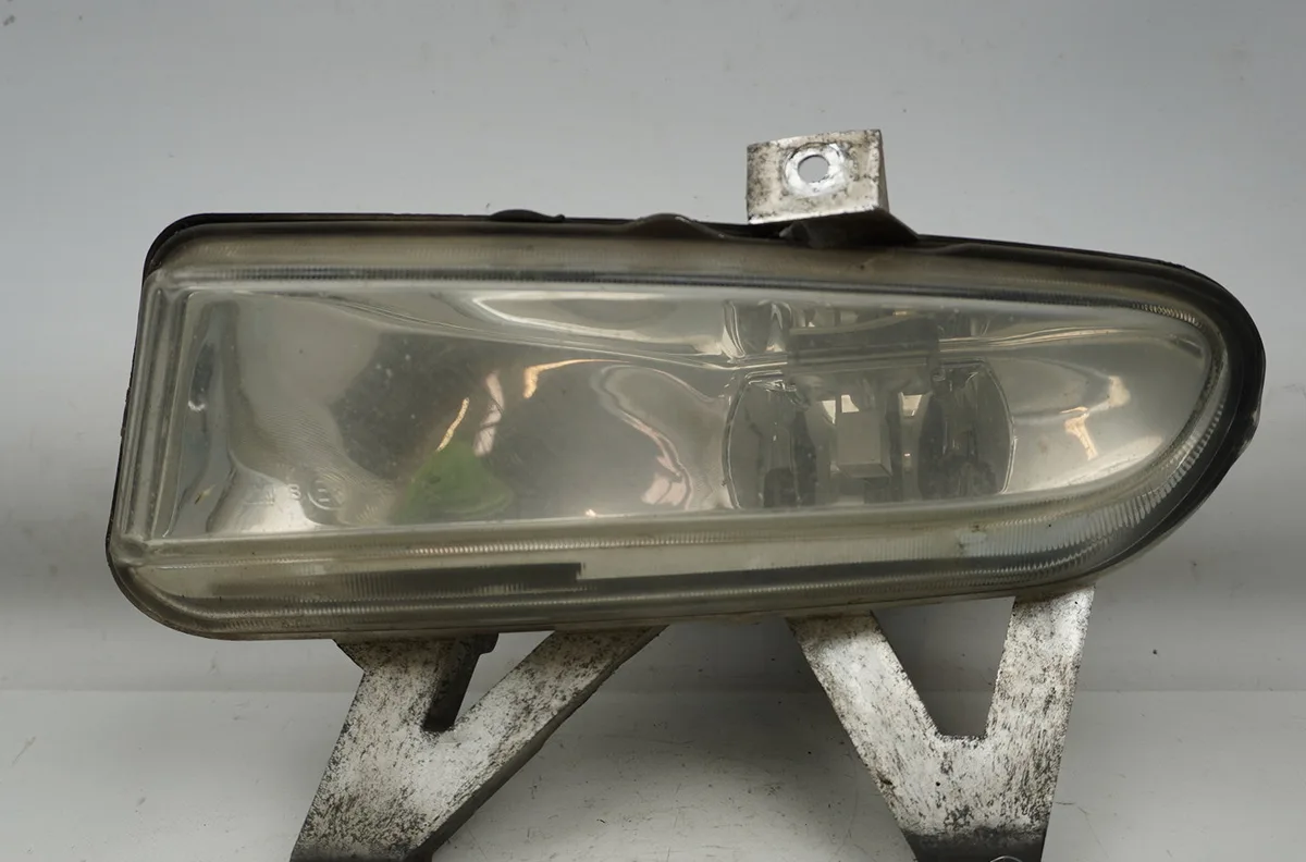 Phare antibrouillard avant gauche Peugeot 406 (8B) 2.0 hdi 90 (1999-2004) occasion