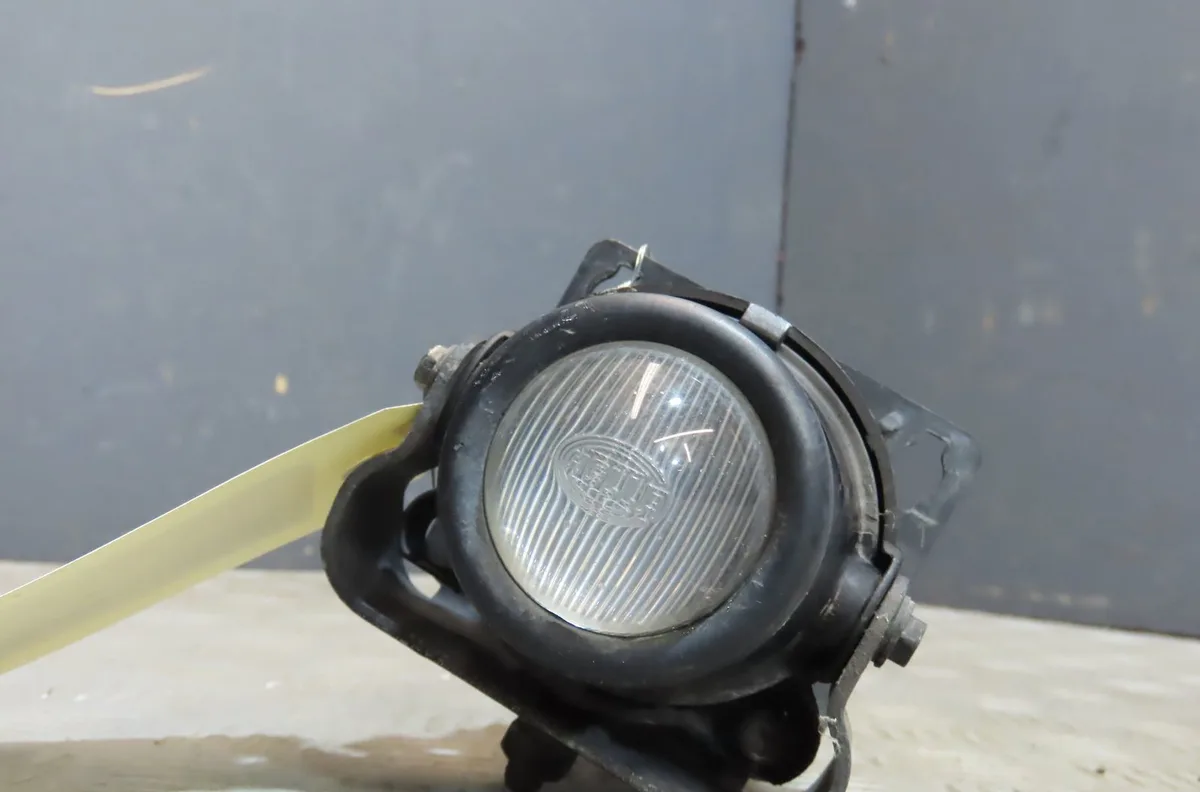 Phare antibrouillard avant gauche Peugeot 406 Coupé (8C) 2.2 hdi (2000-2004) 2 portes occasion