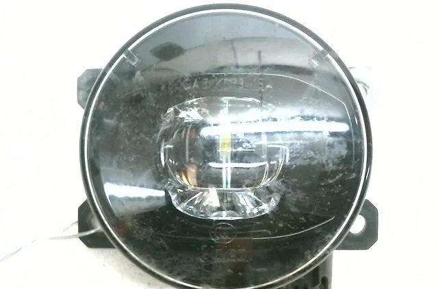 Phare antibrouillard avant gauche PEUGEOT 5008 occasion