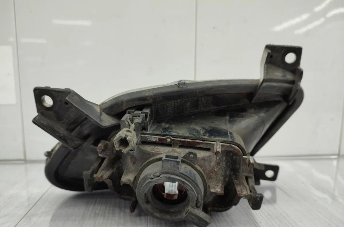 Phare antibrouillard avant gauche PEUGEOT 607 PHASE 2 occasion