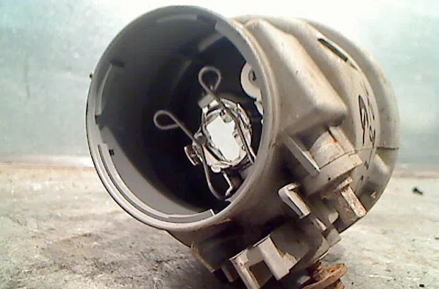 Phare antibrouillard avant gauche PEUGEOT EXPERT 2004 occasion
