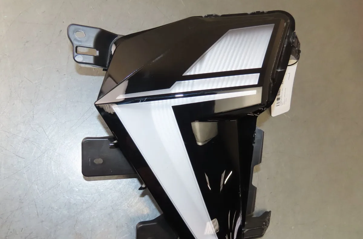 Phare antibrouillard avant gauche Renault CAPTUR II (HF_) E-tech 145 (hfmu) (2022) 5 portes occasion