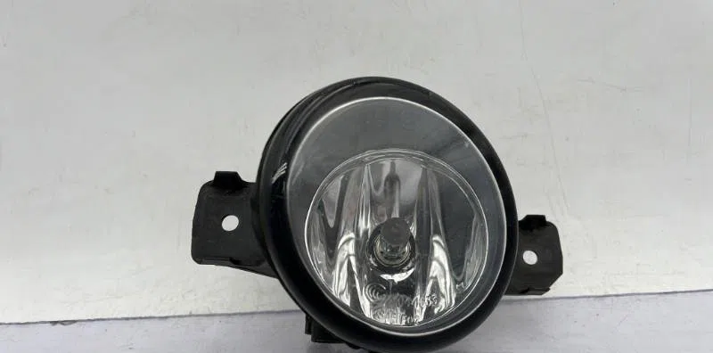 Phare antibrouillard avant gauche RENAULT CLIO 2 PHASE 2 occasion