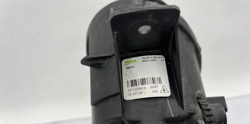 Phare antibrouillard avant gauche RENAULT CLIO 2 PHASE 2 occasion