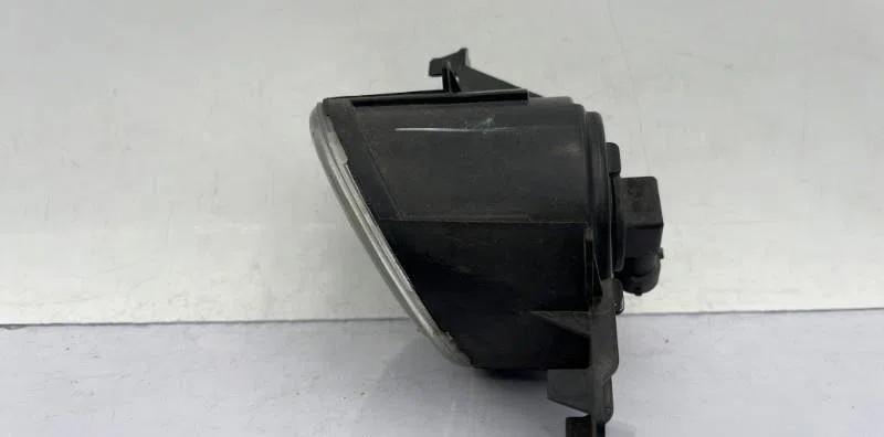 Phare antibrouillard avant gauche RENAULT CLIO 3 PHASE 2 occasion