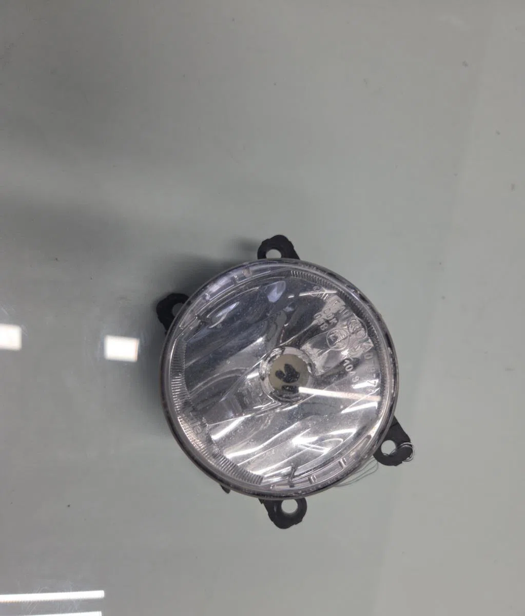 Phare antibrouillard avant gauche RENAULT CLIO 4 PHASE 1 occasion