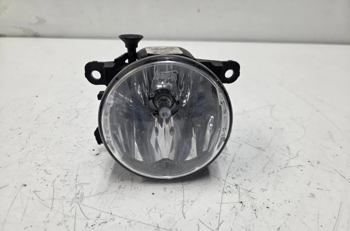 Phare antibrouillard avant gauche RENAULT CLIO 4 PHASE 1 occasion