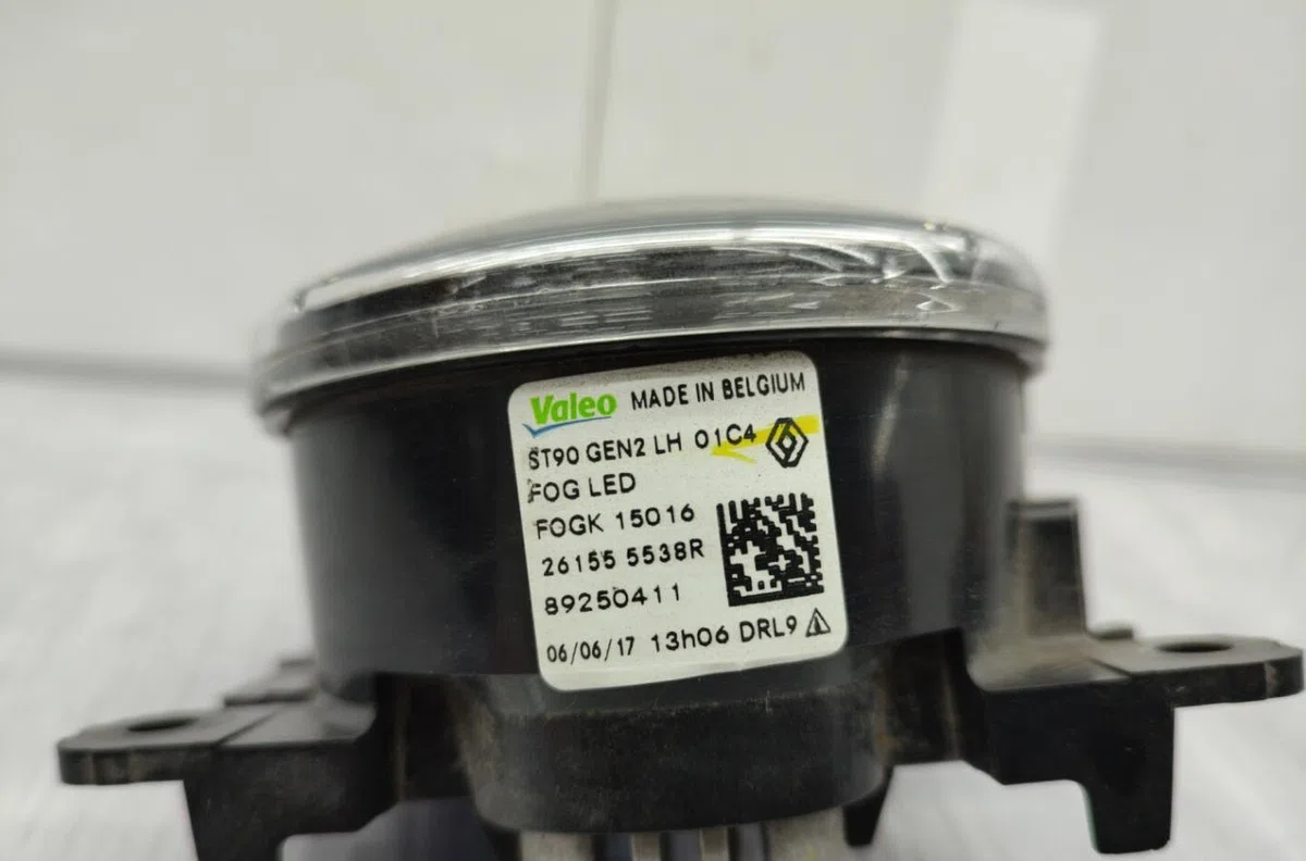 Phare antibrouillard avant gauche RENAULT CLIO 4 PHASE 1 occasion