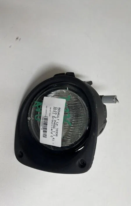 Phare antibrouillard avant gauche Renault CLIO II (BB_, CB_) 1.4 16v (b-cb0p, bb13) (2000-2008) 5 portes occasion